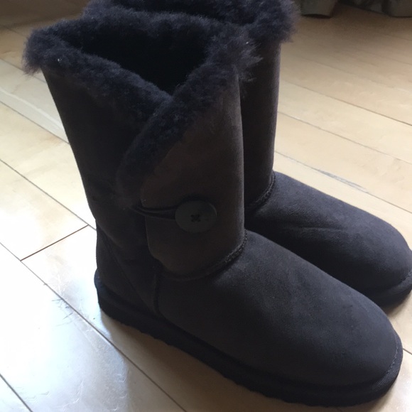urban trail ugg boots